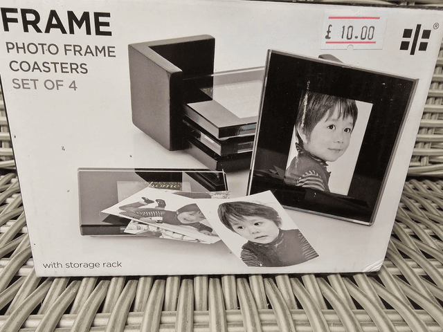 Set of 4 coasters picture frame set